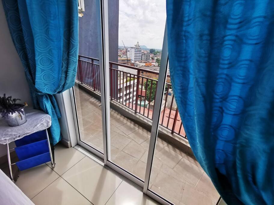 Town Santorini @majestic 6 Pax Ipoh