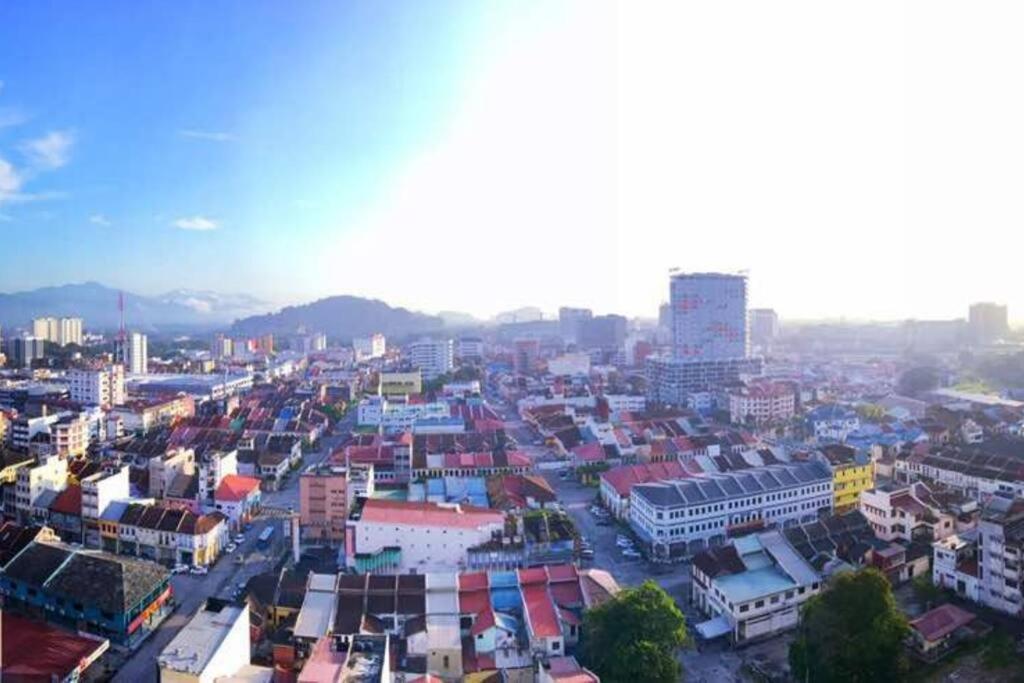 Town Santorini @majestic 6 Pax Pangsapuri *