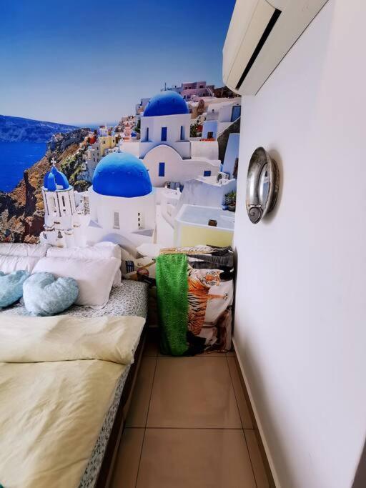 Town Santorini @majestic 6 Pax * Ipoh