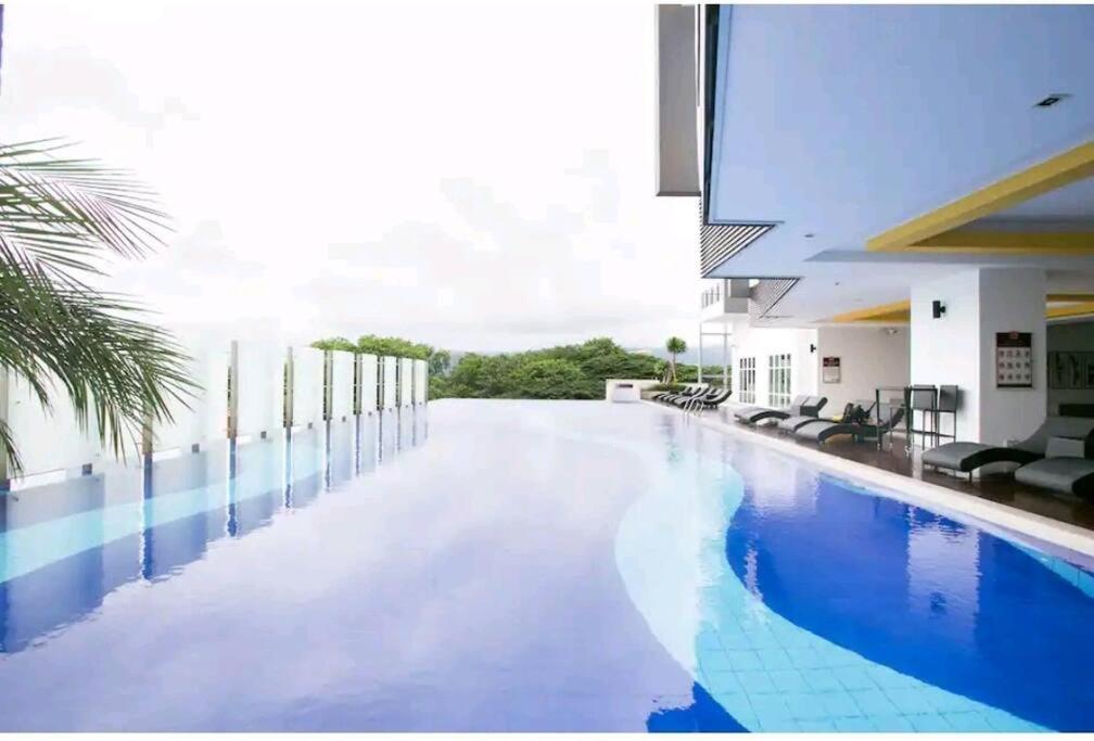 Pangsapuri Town Santorini @majestic 6 Pax Ipoh